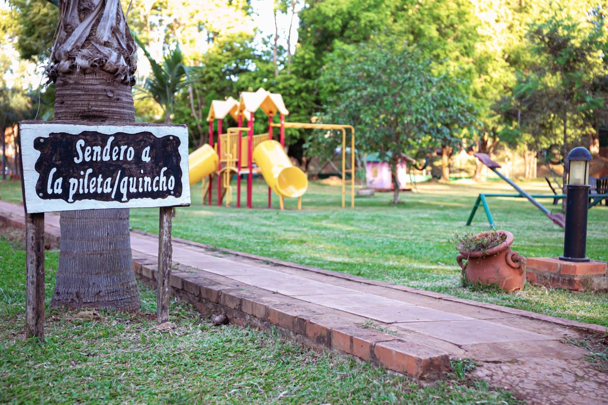 Cabanas El Refugio Del Mensu Puerto Iguazu Luaran gambar