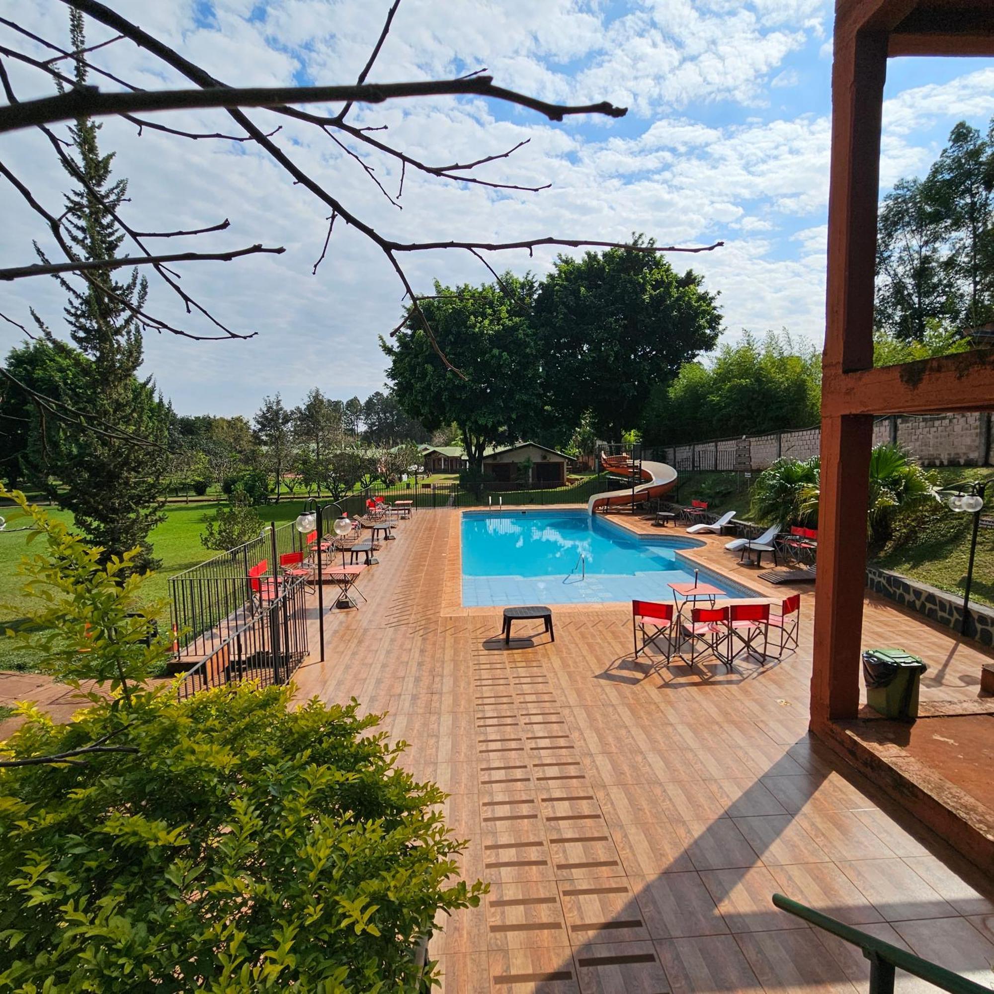 Cabanas El Refugio Del Mensu Puerto Iguazu Luaran gambar