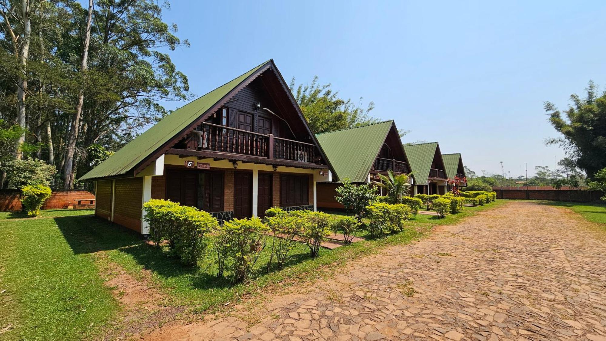 Cabanas El Refugio Del Mensu Puerto Iguazu Luaran gambar