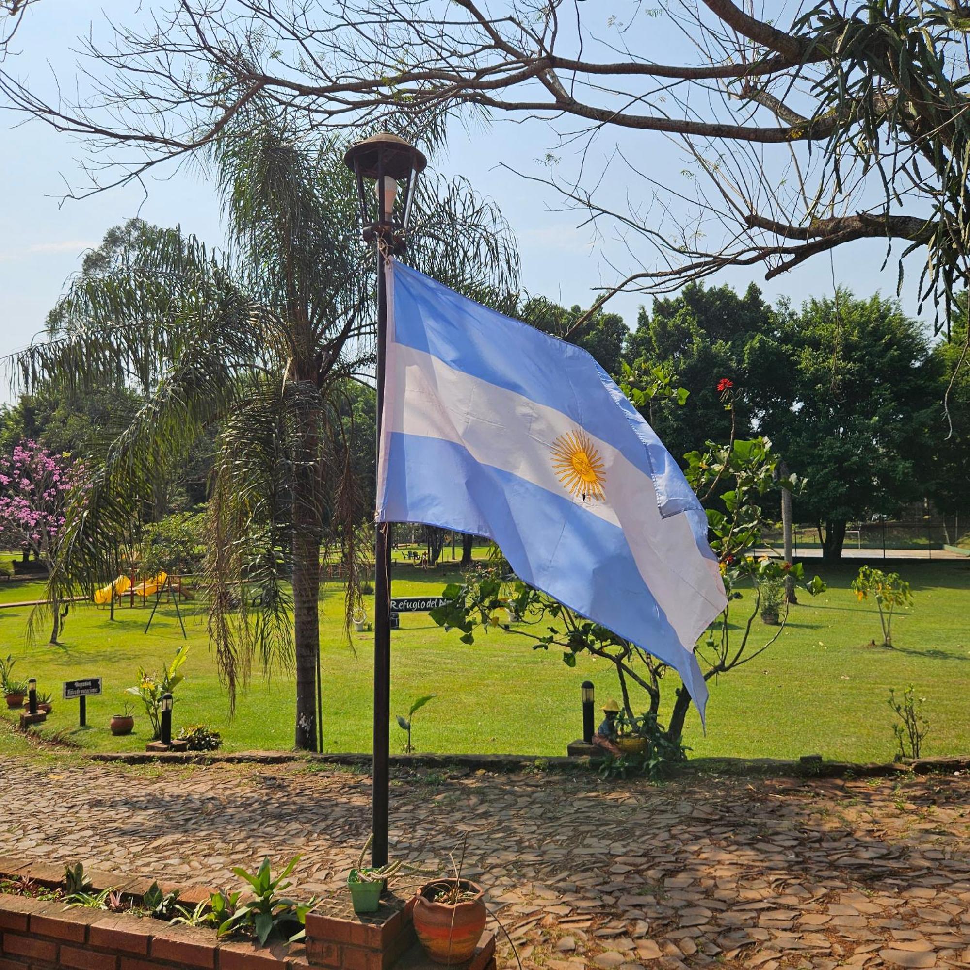 Cabanas El Refugio Del Mensu Puerto Iguazu Luaran gambar