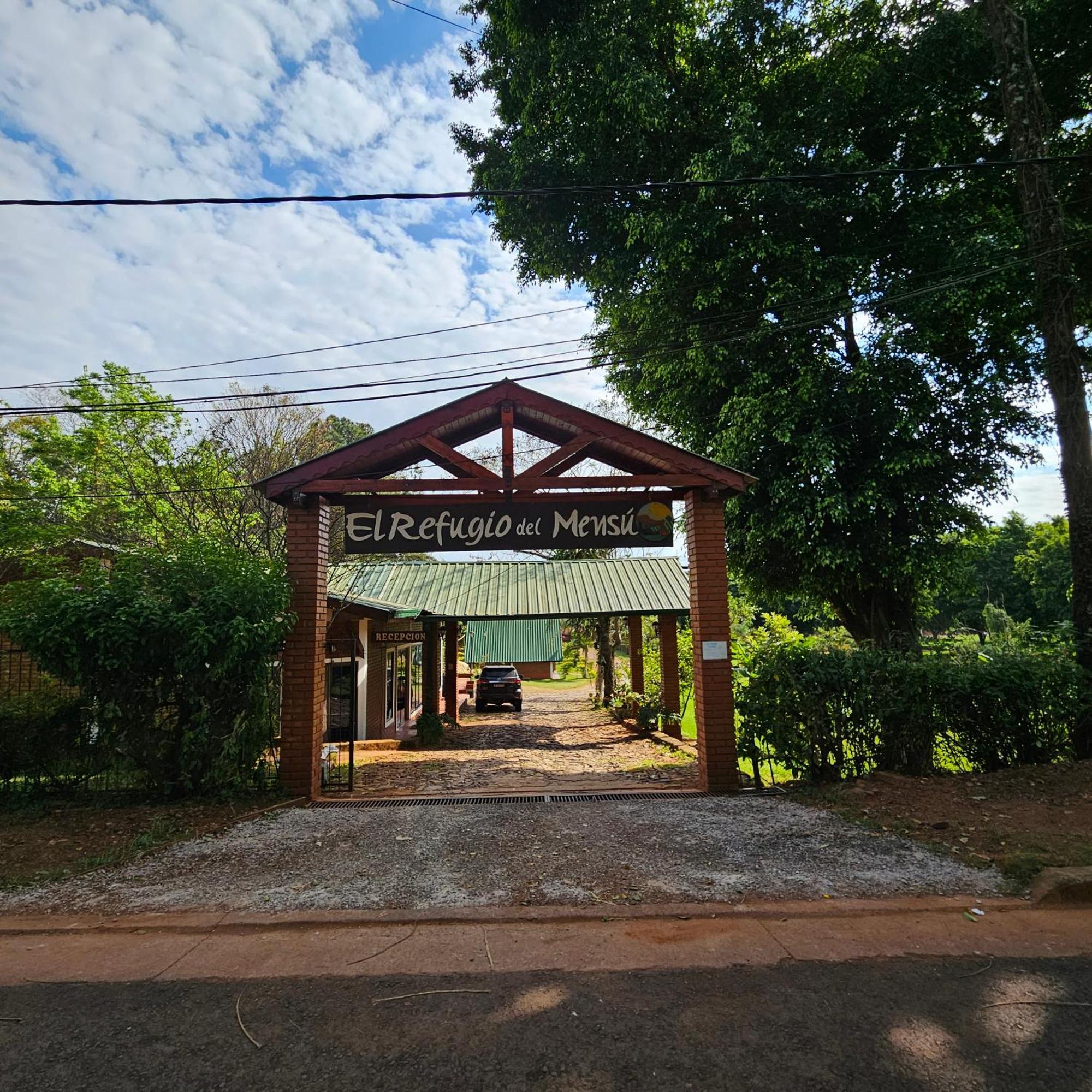 Cabanas El Refugio Del Mensu Puerto Iguazu Luaran gambar