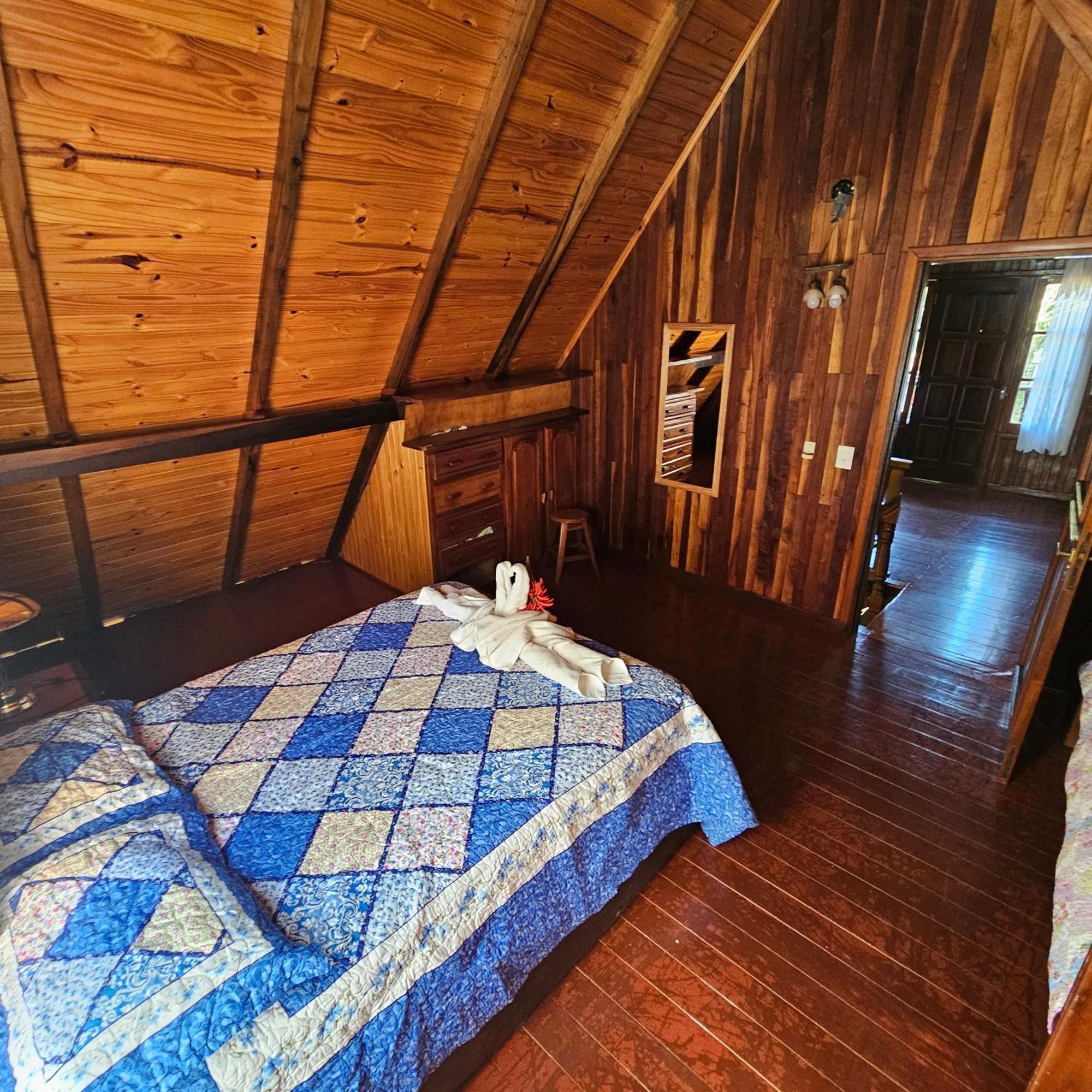 Cabanas El Refugio Del Mensu Puerto Iguazu Luaran gambar