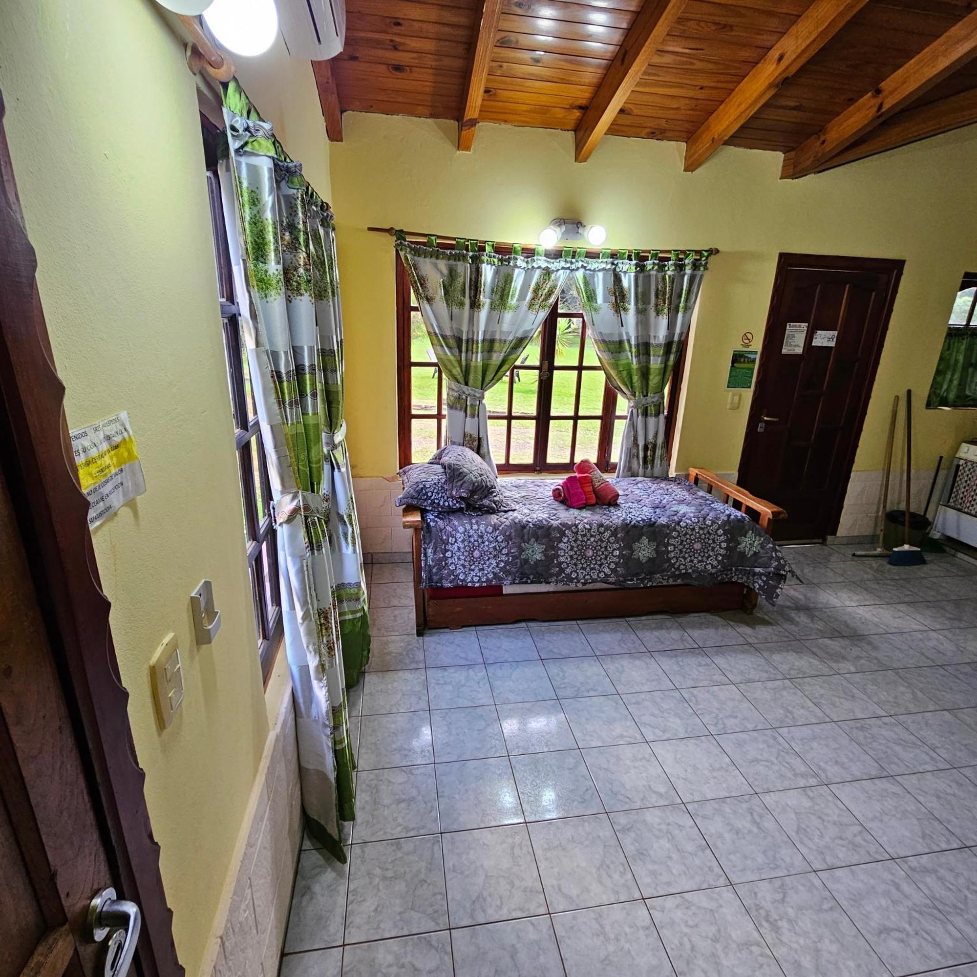Cabanas El Refugio Del Mensu Puerto Iguazu Luaran gambar
